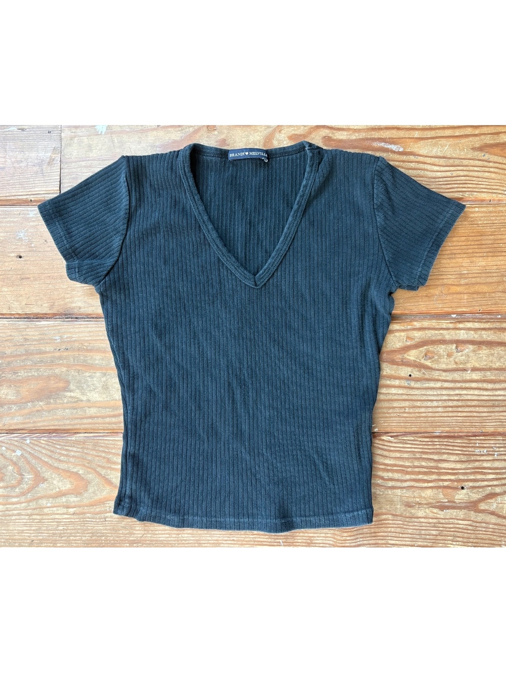 Brandy Melville Black Ribbed V-Neck Baby Tee One Size
